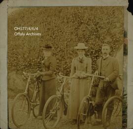 Photograph of Maria Blanche and Constance Plunkett-Johnston with Colonel Leason.